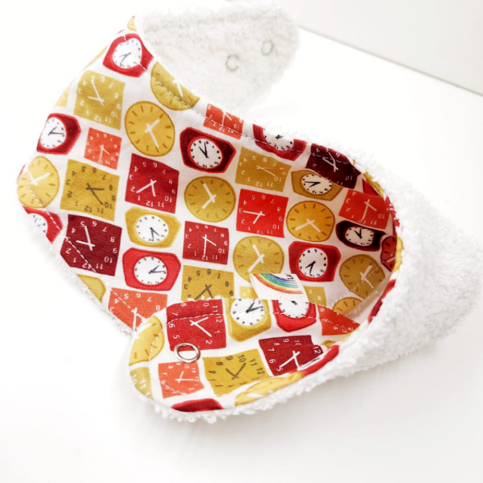 Clock %100 Pamuk El Yapımı Bebek Salya Önlüğü – 0‑24 Ay