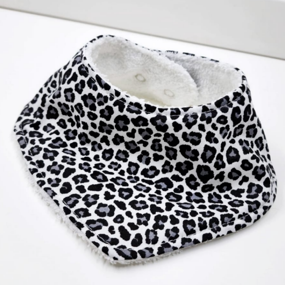 Le Petit Dodo Black Leopar %100 Pamuk El Yapımı Bebek Salya Önlüğü – 0‑24 Ay