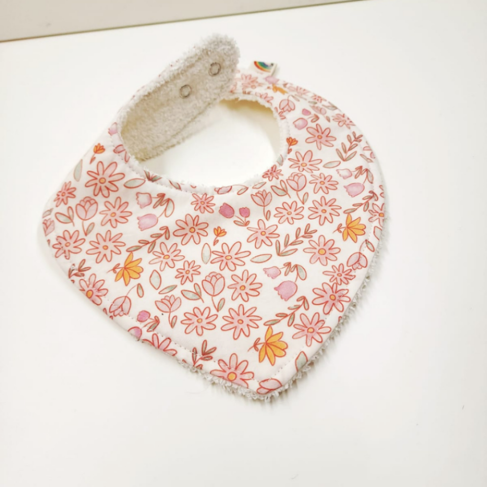 Elaine %100 Pamuk Mama Önlüğü – 0‑24 Ay El Yapımı, Emici ve Yumuşak