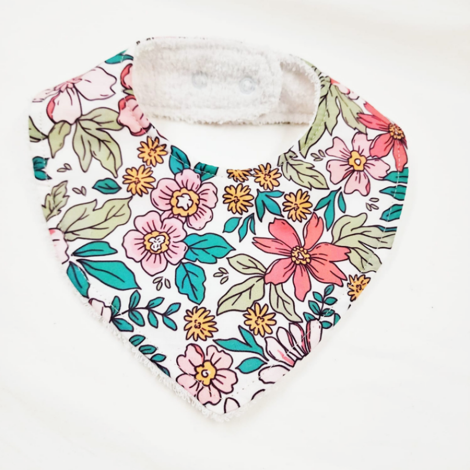 Laurie %100 Pamuk Mama Önlüğü – 0‑24 Ay El Yapımı, Emici ve Yumuşak