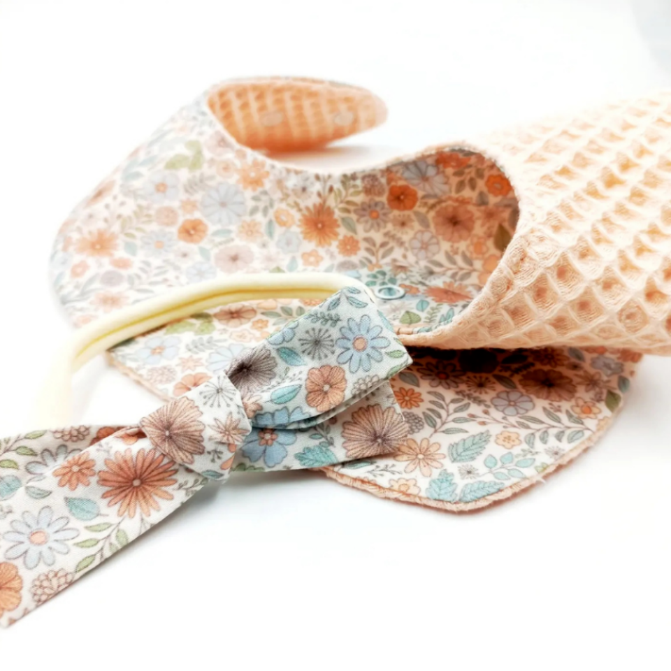 Le Petit Dodo Ekinoks %100 Pamuk Mama Önlüğü – 0‑24 Ay El Yapımı, Emici ve Yumuşak