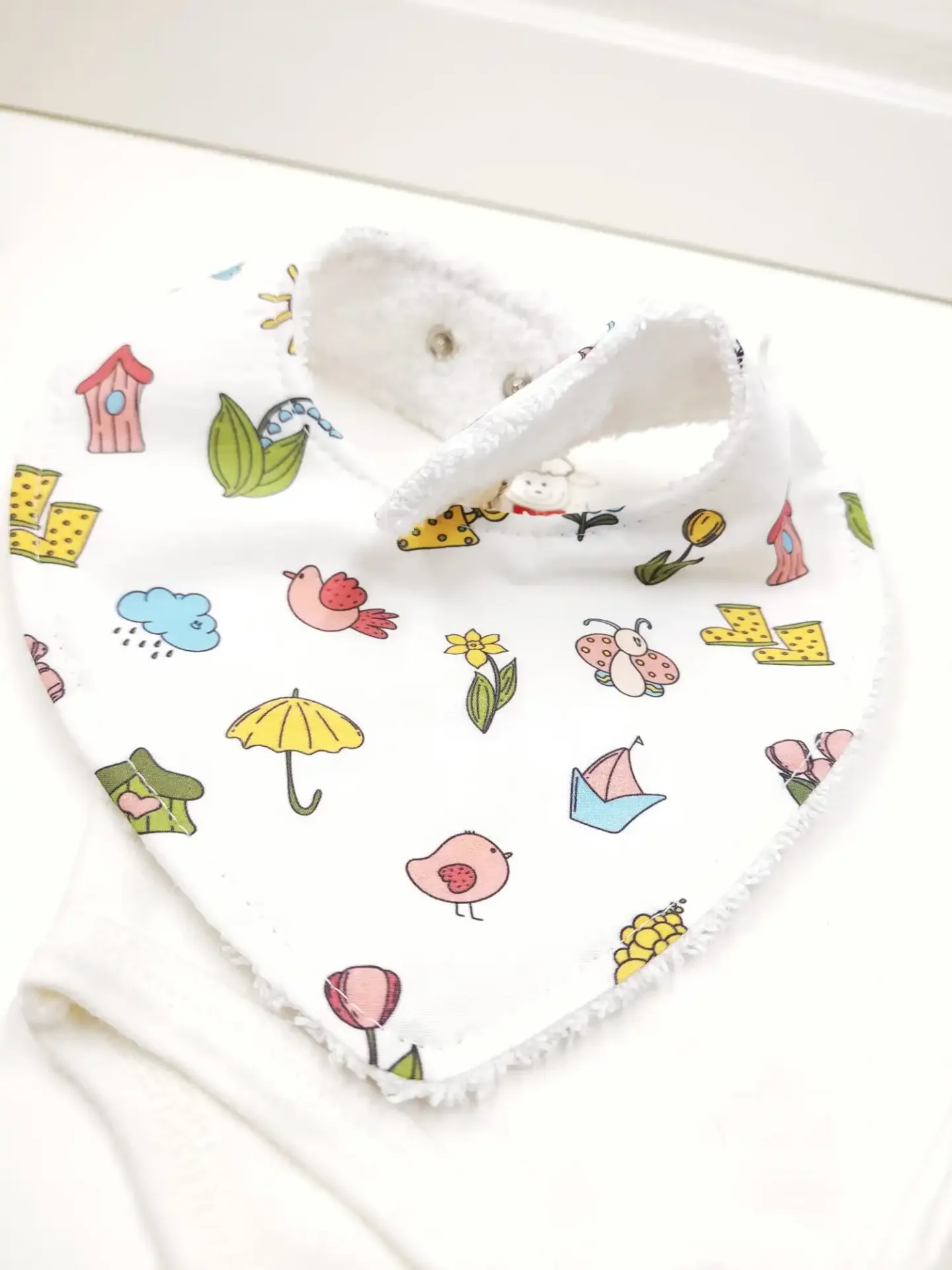 Le Petit Dodo Carol %100 Pamuk Mama Önlüğü – 0‑24 Ay El Yapımı, Emici ve Yumuşak