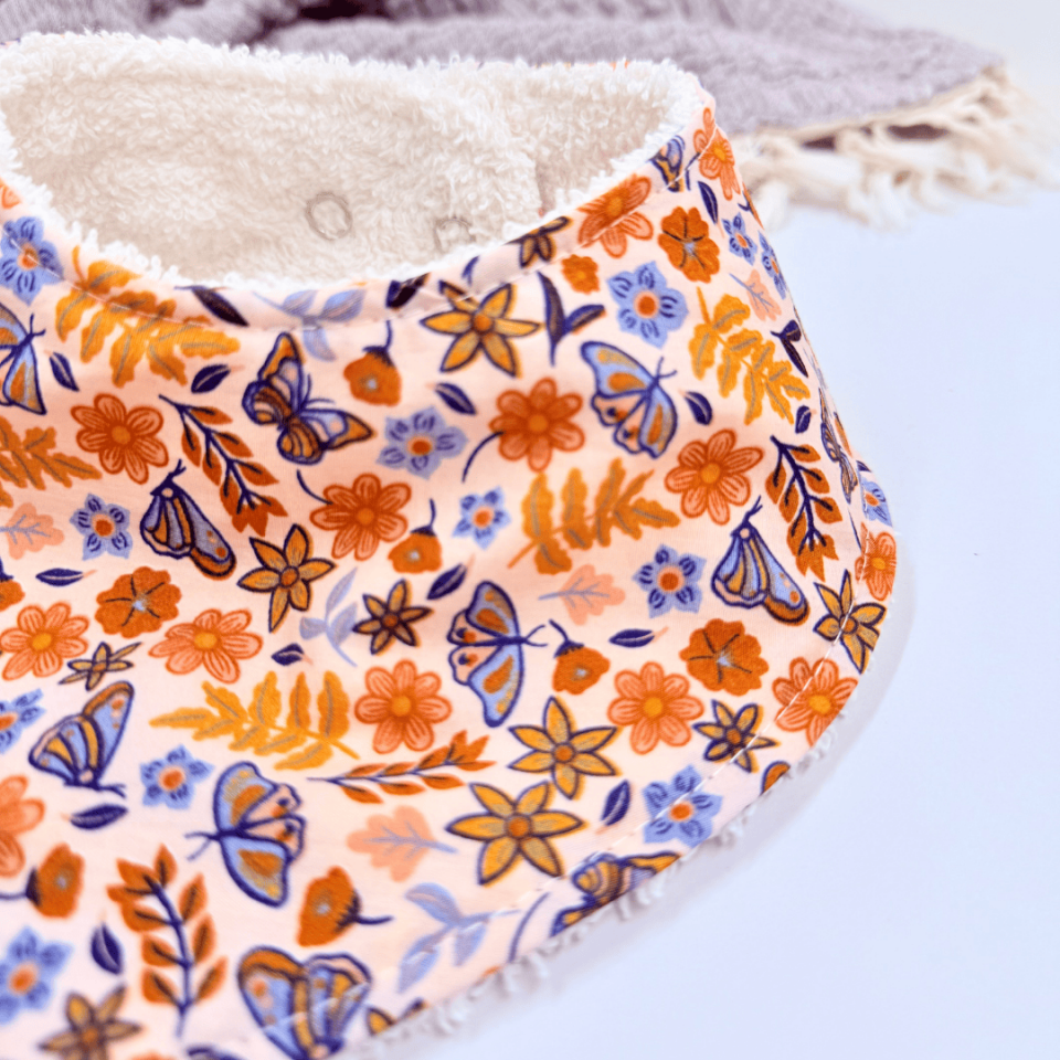 Aida %100 Pamuk El Yapımı Bebek Salya Önlüğü – 0‑24 Ay