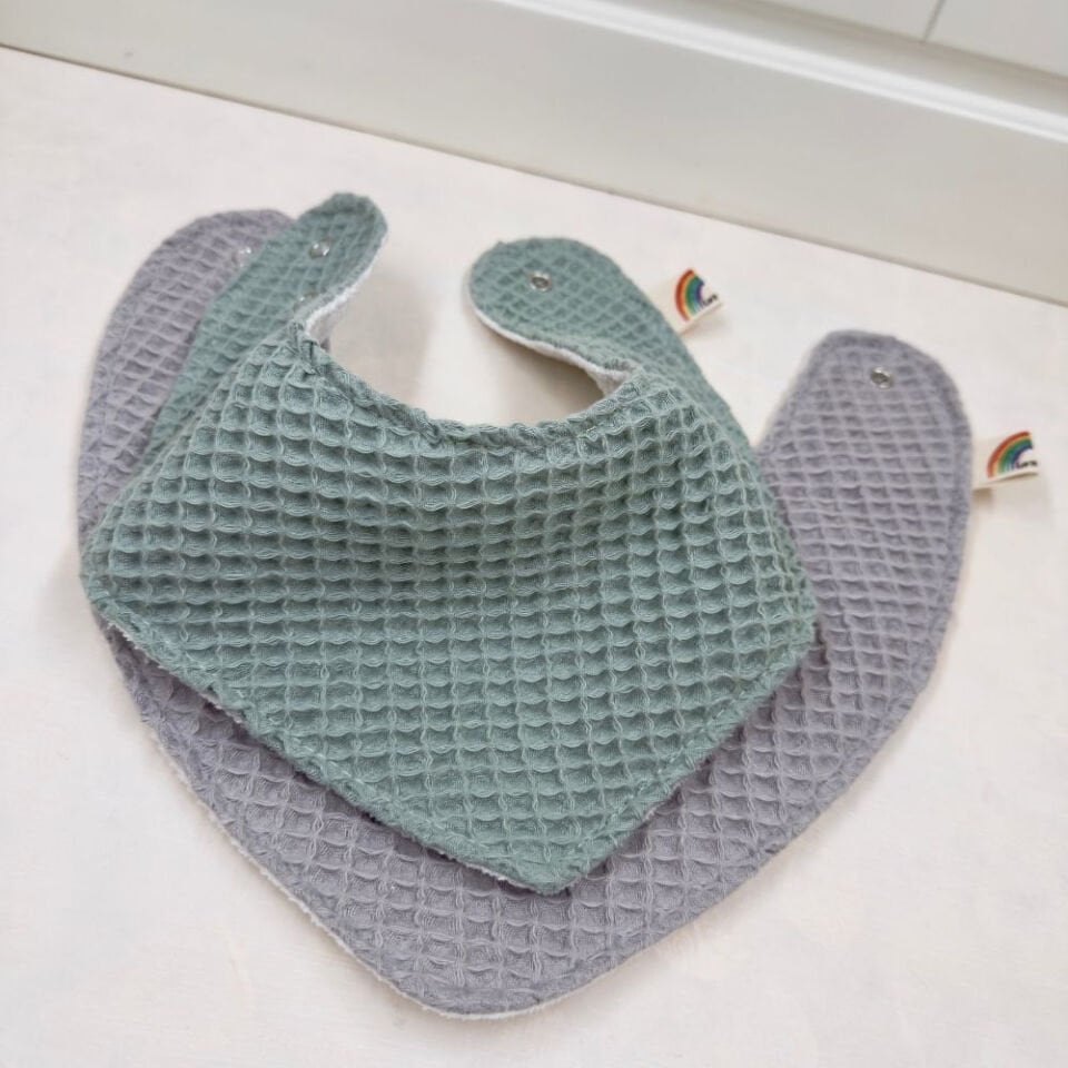 %100 pamuk dokulu Le Petit Dodo Pure su geçirmez 2’li bebek önlüğü