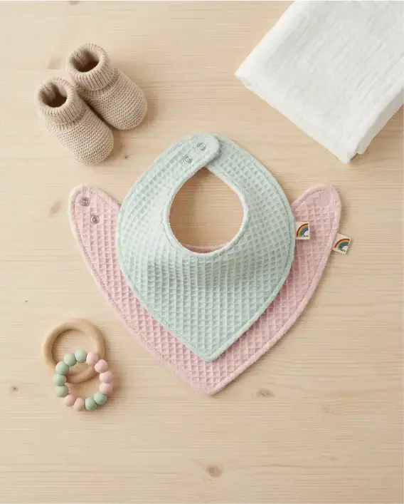 2'li Su Geçirmez Pink Green El Yapımı Bebek Salya Önlüğü – 0‑24 Ay